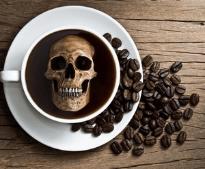 Смертельная доза кофе в чашках
