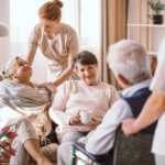 Правильная забота о пожилых родственниках